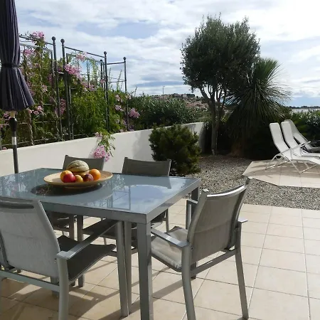 빌라 3 Avec Terrasse, 6 Pers, Proche Plage, Wi-fi Gratuit, Quartier Agreable - Fr-1-81-146
